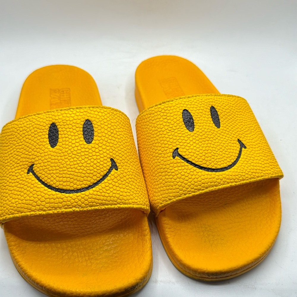 China Town Market Smile Slides